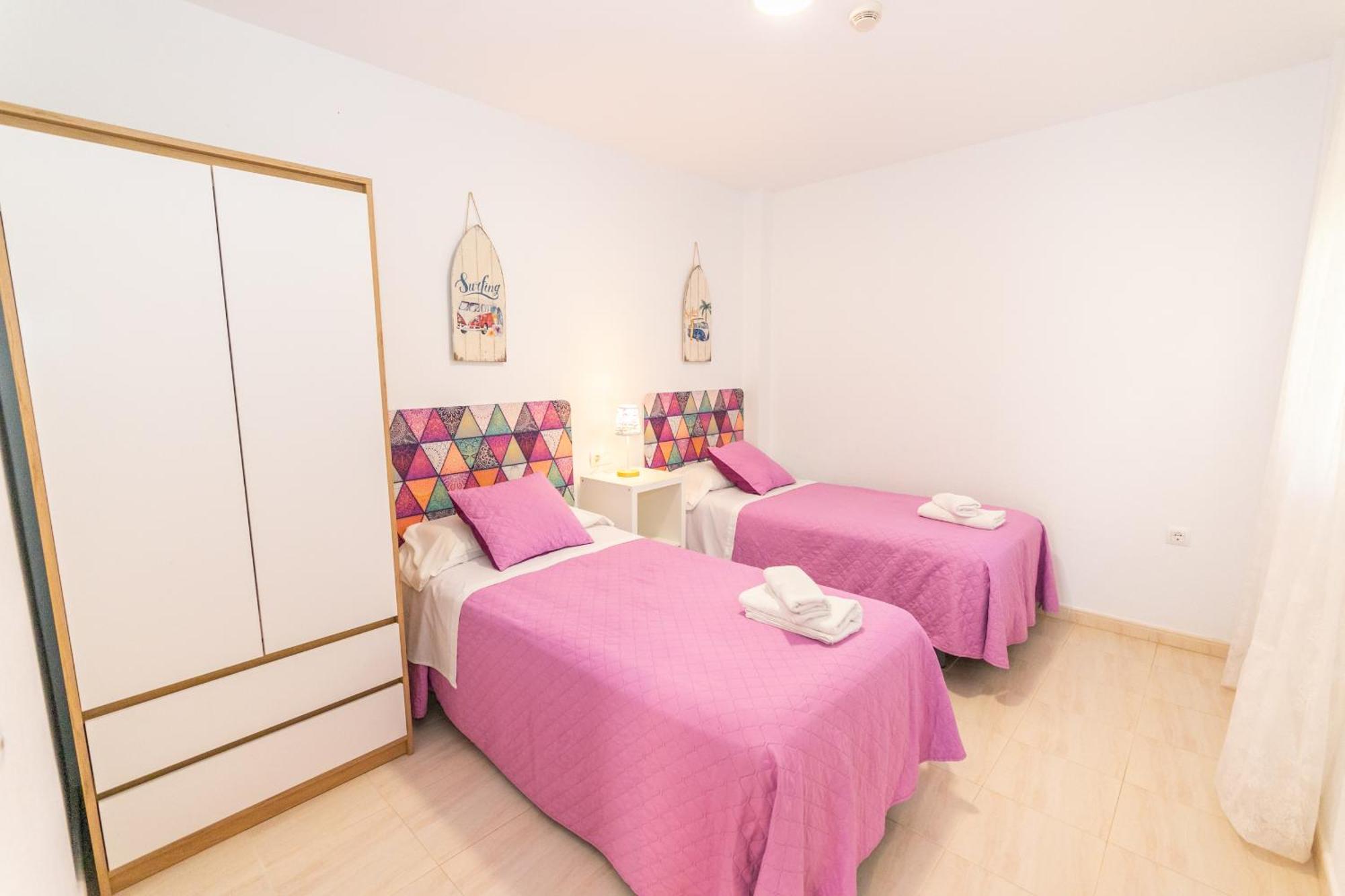 Adosado Nuevo Con Piscina, Playa, Garaje Y Jardin 로스 카뇨스 데 메카 외부 사진
